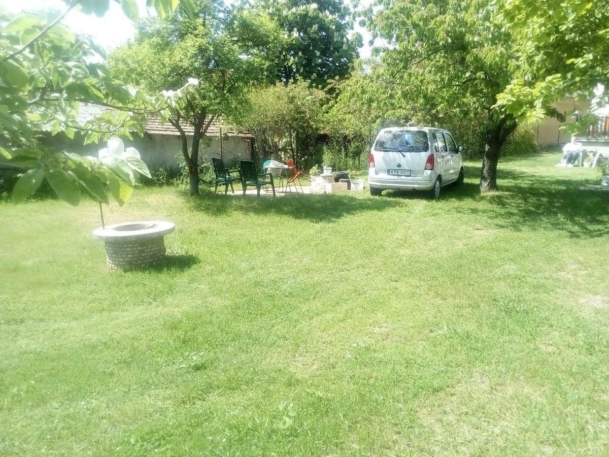 Anna Vendeghaz Ξενοδοχείο Balatonakali Εξωτερικό φωτογραφία